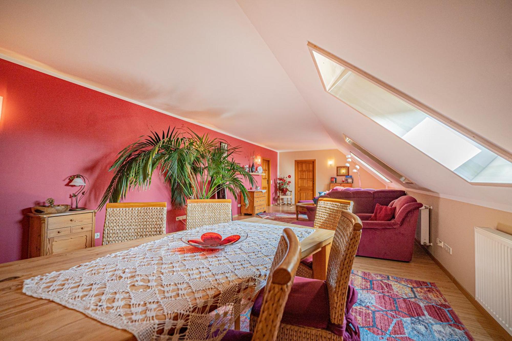 Apartamento Dom Ogrodnika Jezow Sudecki Exterior foto