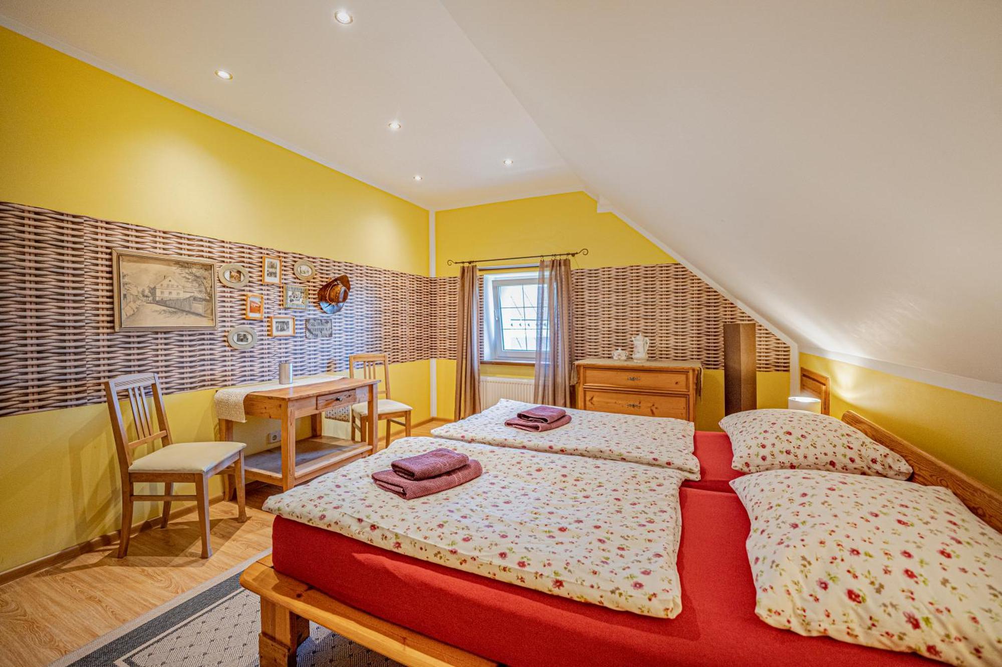 Apartamento Dom Ogrodnika Jezow Sudecki Exterior foto