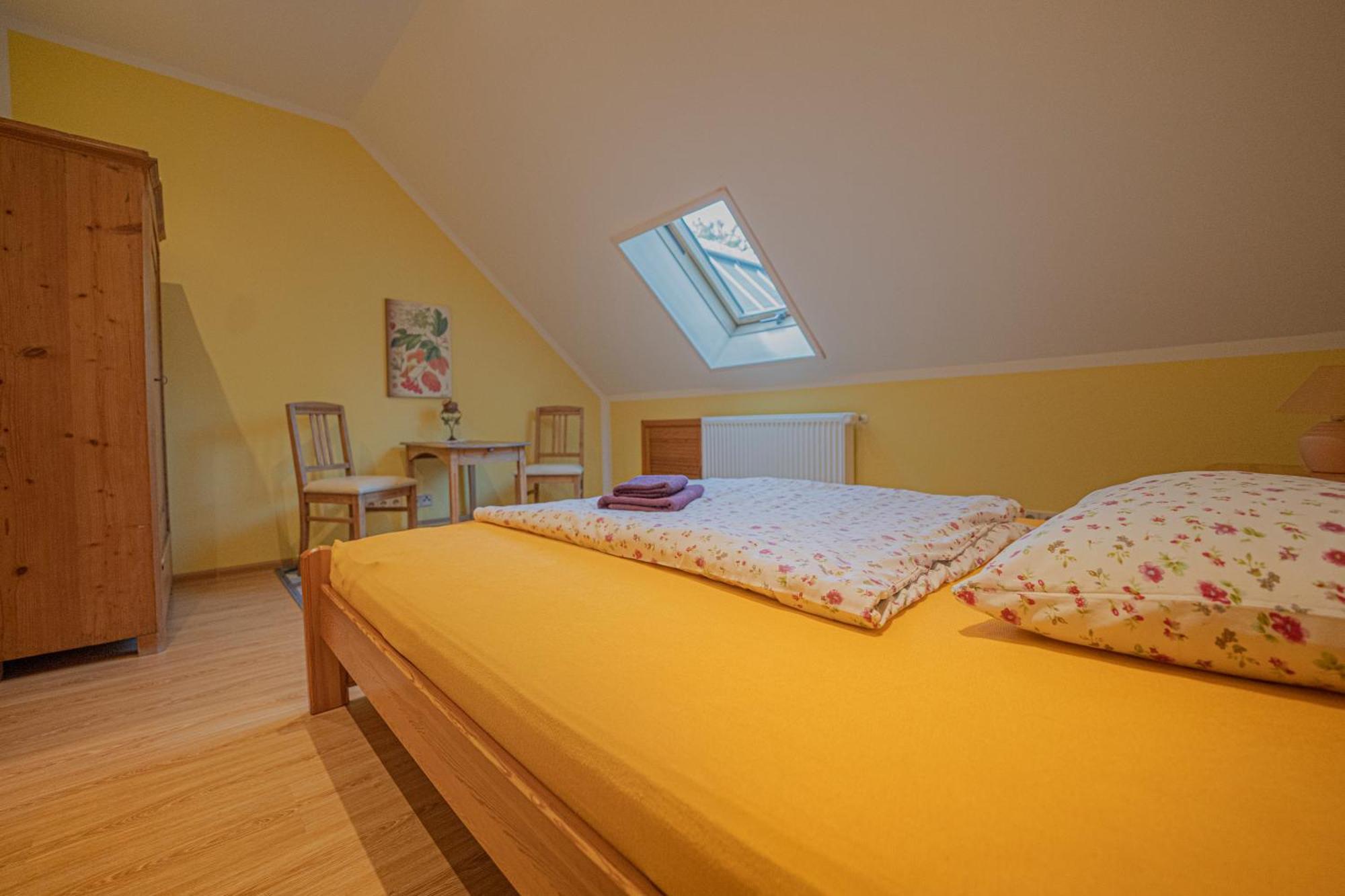 Apartamento Dom Ogrodnika Jezow Sudecki Exterior foto