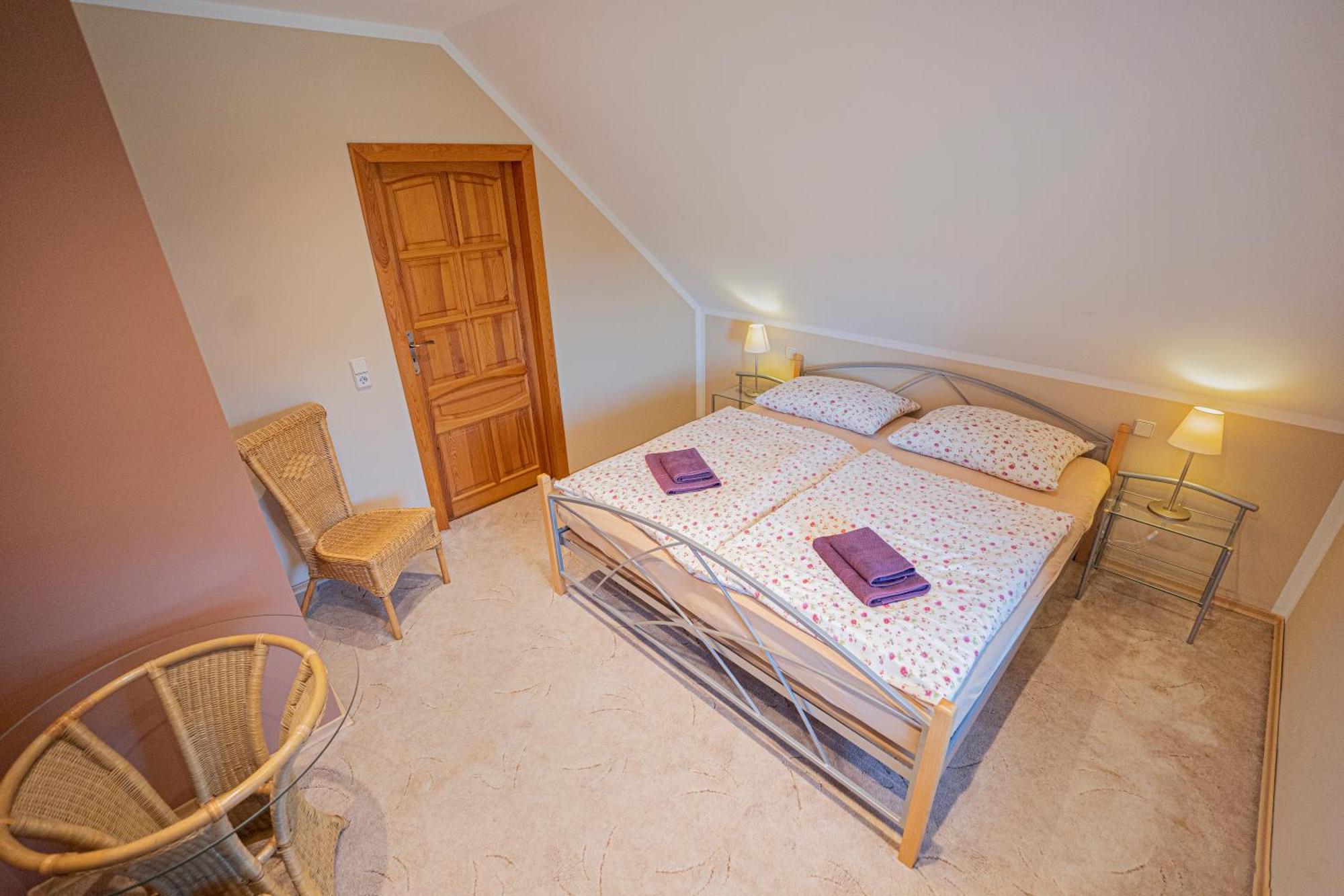 Apartamento Dom Ogrodnika Jezow Sudecki Exterior foto