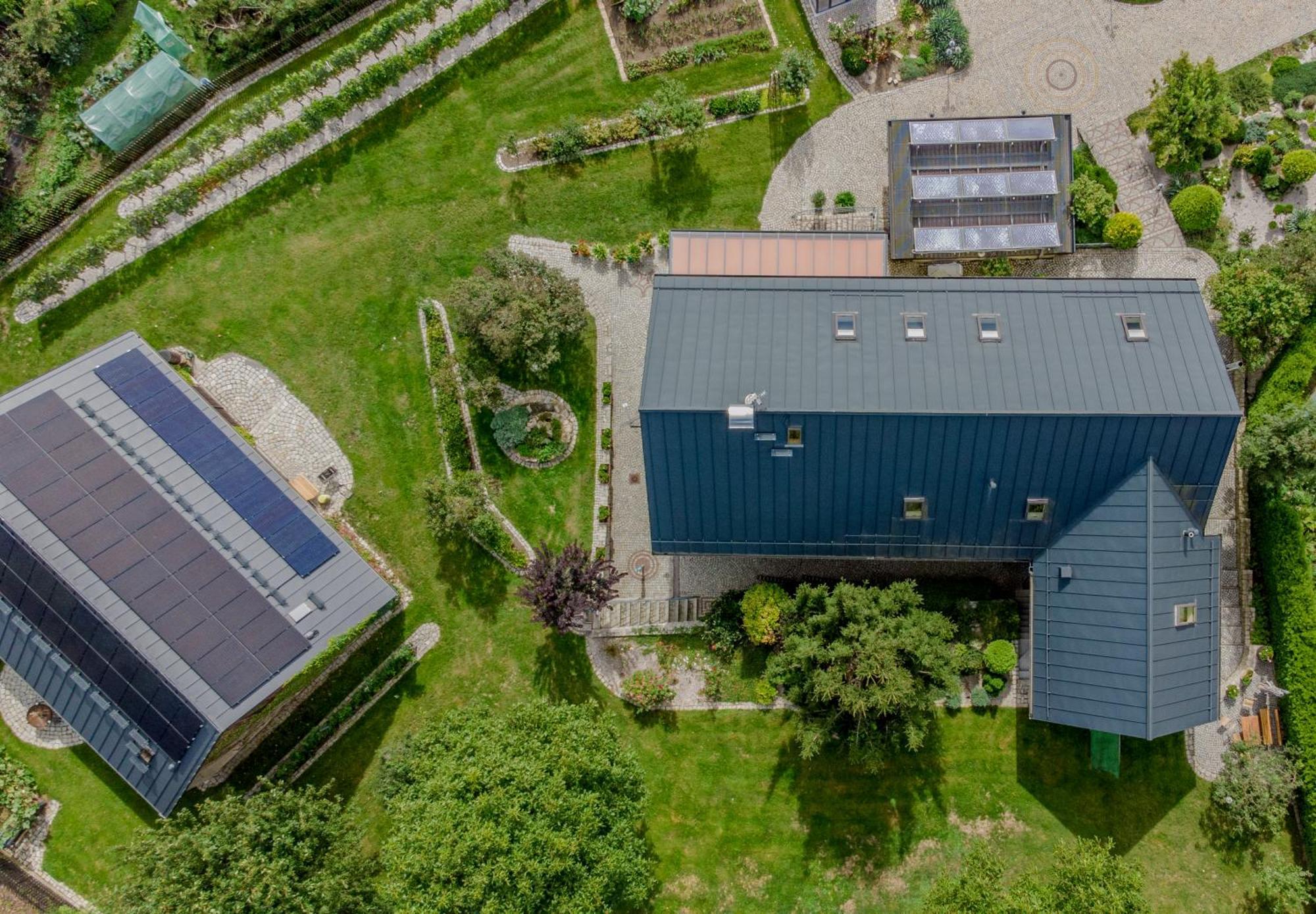 Apartamento Dom Ogrodnika Jezow Sudecki Exterior foto